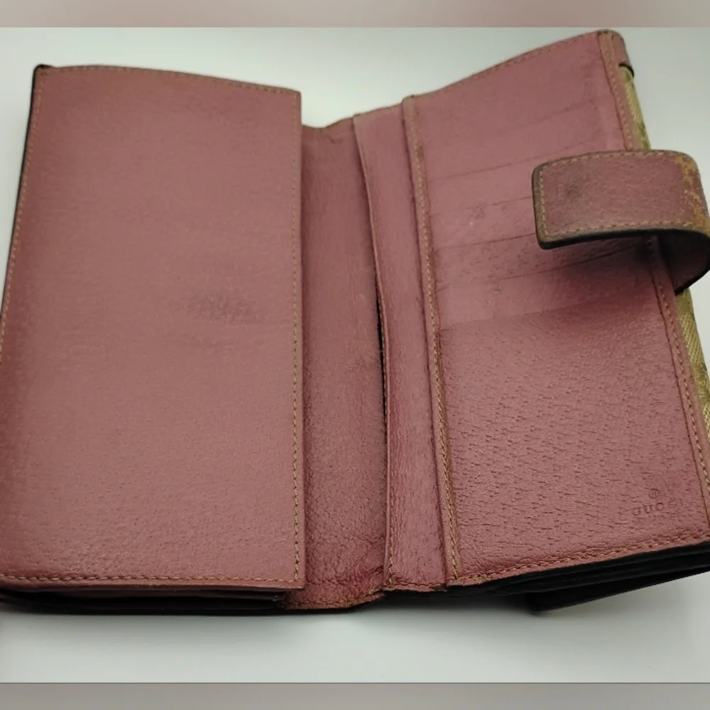 Gucci Brown and Burgundy Wallet With Callouts In Description 7.5"L×4"H - Picture 8 of 11